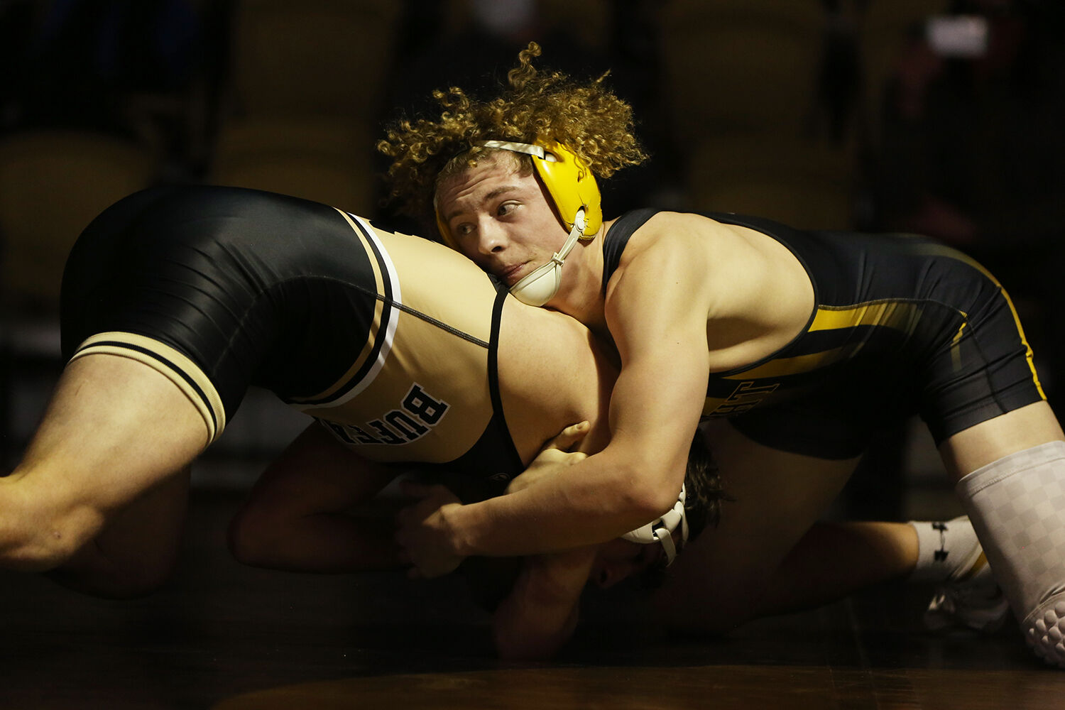 Wright’s Kayde Mack holds down Buffalo opponent Jace Skovgard